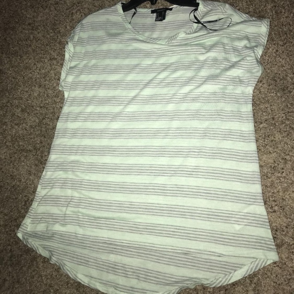 Forever 21 shirt